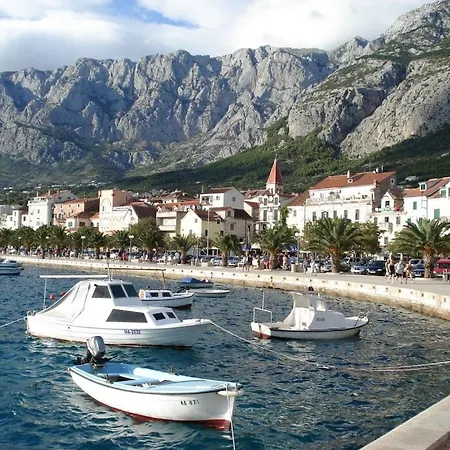 Petar Villa Makarska